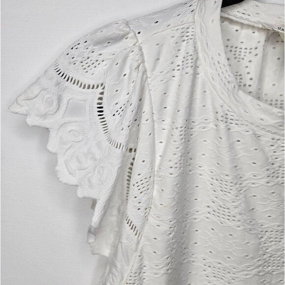 Urban Romantics White Eyelet Flutter Sleeve Blouse Spring Summer Vacation Size M - Picture 4 of 8